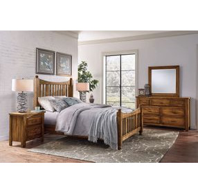 Maple Road Antique Amish Queen Scalloped Storage Panel Bed