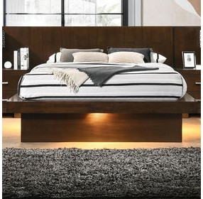 Jessica Cappuccino Queen Platform Bed