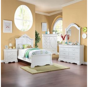 Estrella White 8 Drawer Dresser