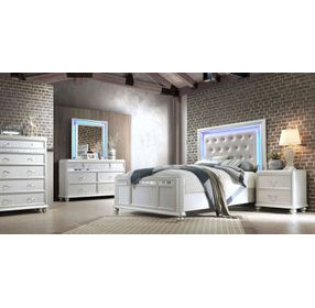 B00764 White Upholstered Panel Bedroom Set