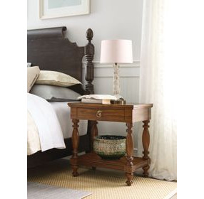 Warren Heritage Maple Bedside Table with 1 Drawer