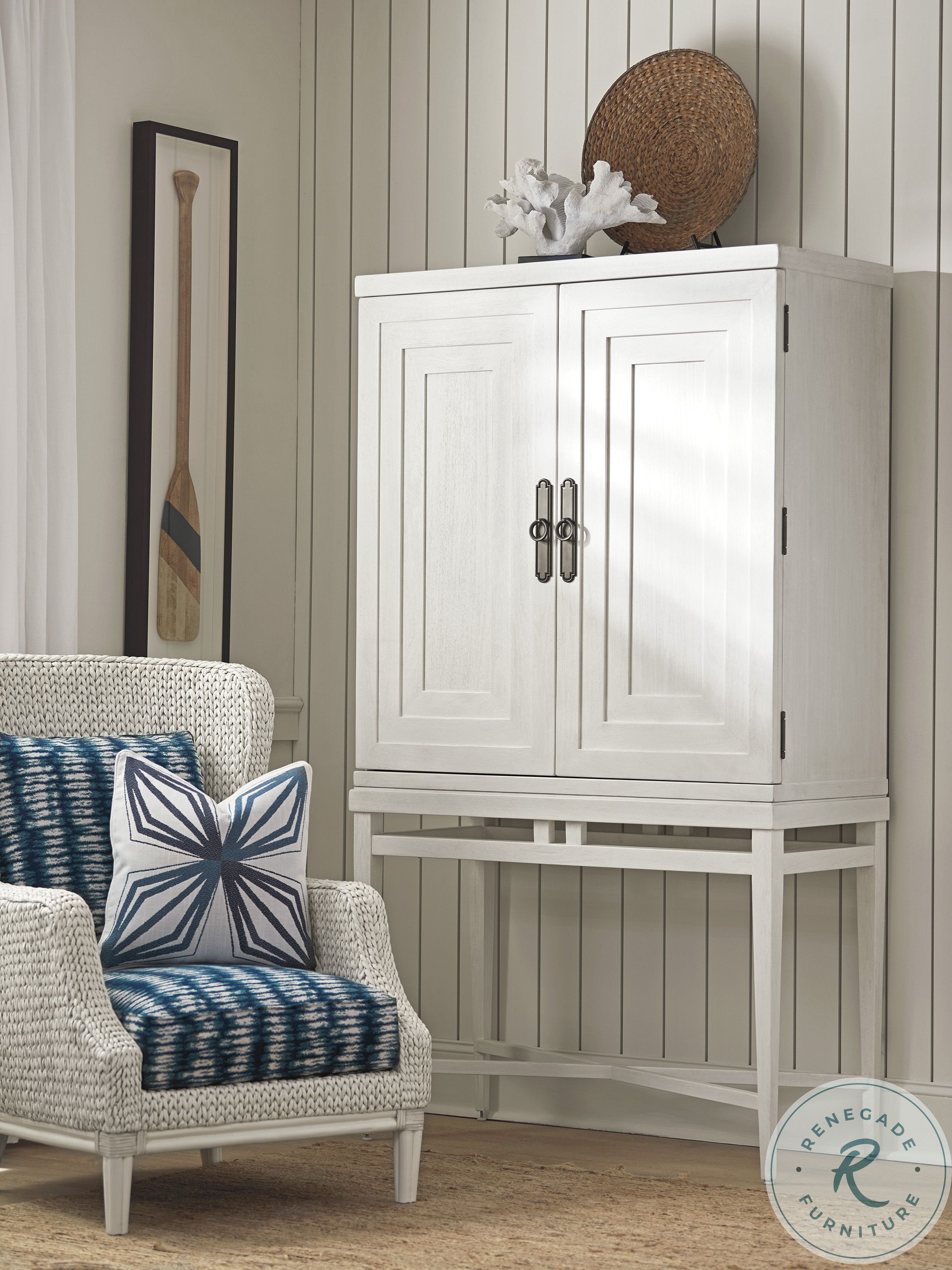 Ocean Breeze White Jensen Beach Bar Cabinet | HomeGalleryStores.com ...