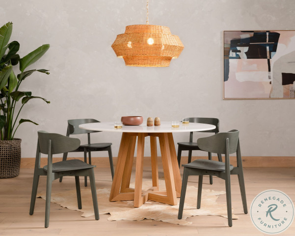Honey oak table and chairs top