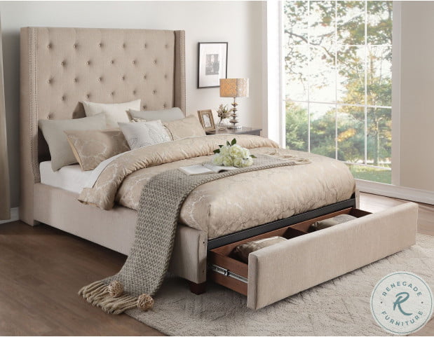 Raven's Point Upholstered Bed