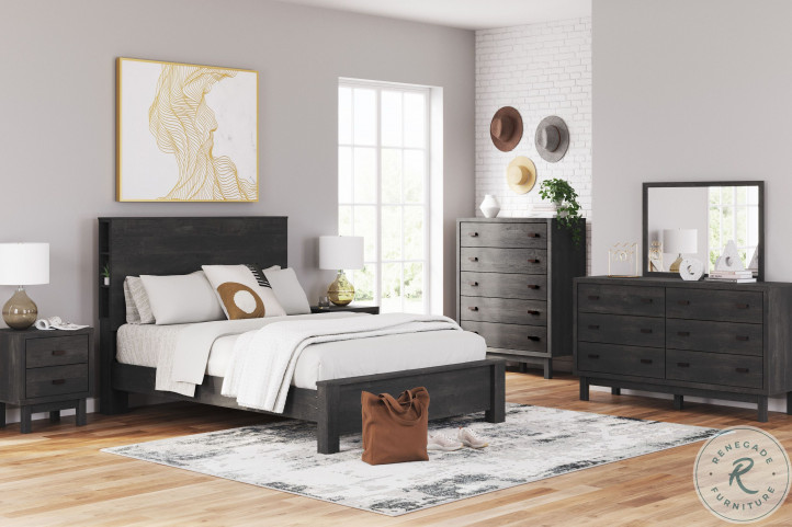 Signature Design by Ashley Kanwyn 4 Piece King Bedroom Set in