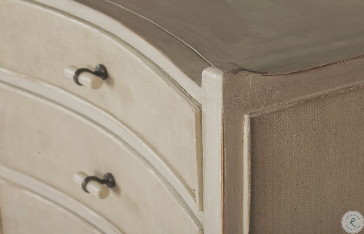 Janice Aged Ivory Wood Chest HomeGalleryStores SCH 270305