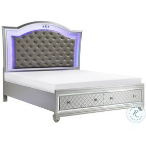 Leesa Silver Platform Bedroom Set with Footboard Storage