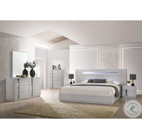 Palermo Grey And Chrome King Platform Bed