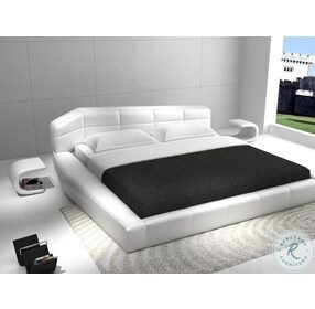 Dream White Queen Platform Bed