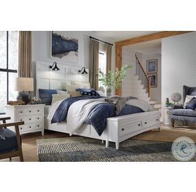 Heron Cove Chalk White Lamp Queen Storage Panel Bed