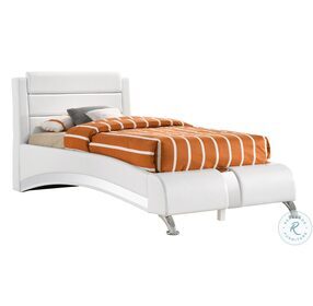 Jeremaine Glossy White Youth Upholstered Panel Bedroom Set