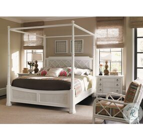 Ivory Key Southampton Queen Poster Bed