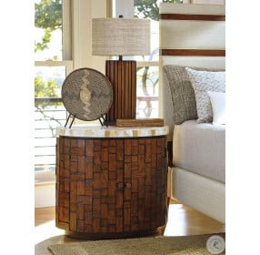 Island Fusion Banyan Oval Accent Table