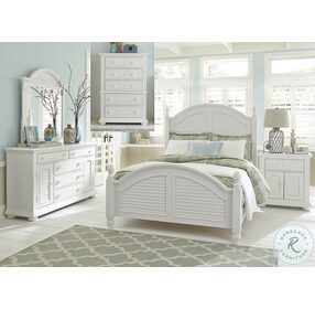 Summer House Oyster White Queen Poster Bed
