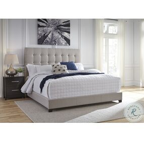 Dolante Contemporary Beige Queen Upholstered Panel Bed
