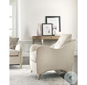 Lillian creme Curved Arm Chair