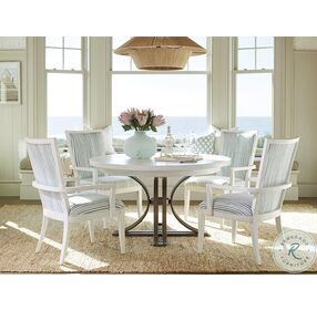 Ocean Breeze White And Gray Savannah Round Extendable Dining Room Set