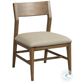 Ad Modern Synergy Ambrosia Maple Vantage Side Chair