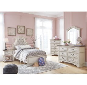 Realyn Chipped Two Tone Youth Upholstered Panel Bedroom Set