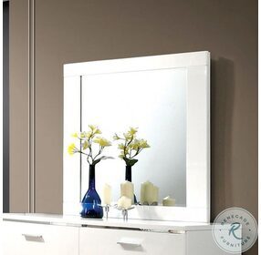 Malte White Mirror