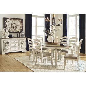 Realyn White Oval Extendable Dining Room Set