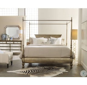 Montage Gold Poster Canopy Bedroom Set