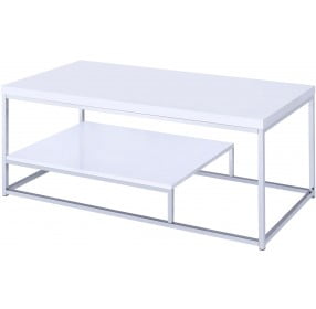 Lucia White And Chrome Silvershield 3D Laminate Cocktail Table
