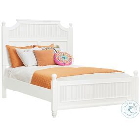 Savannah White Queen Poster Bed